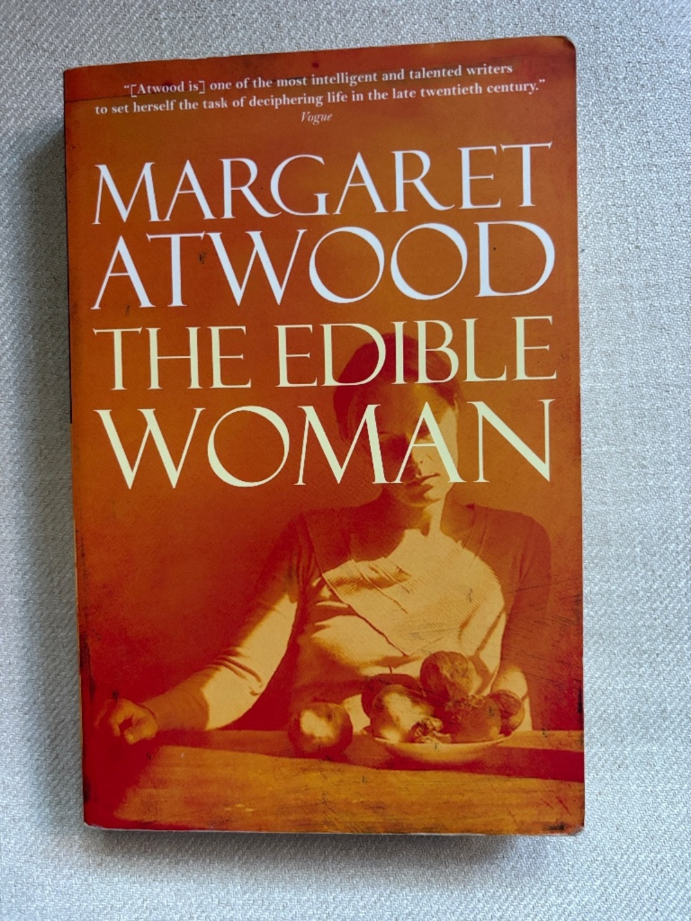 Margaret Atwood Paperback Novel "The E D I B L E Woman